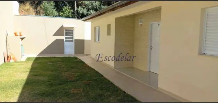 Casa com 3 dormitórios à venda, 236 m² por R$ 890.000,00 - Serra da Cantareira - Mairiporã