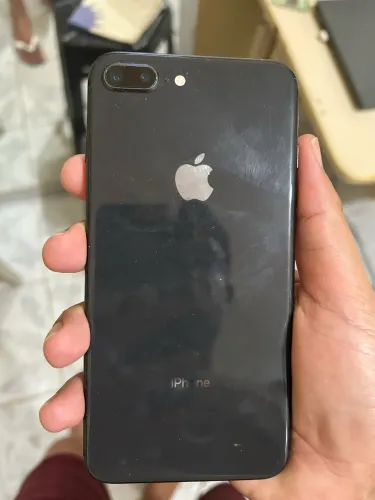 Celular IPhone 8