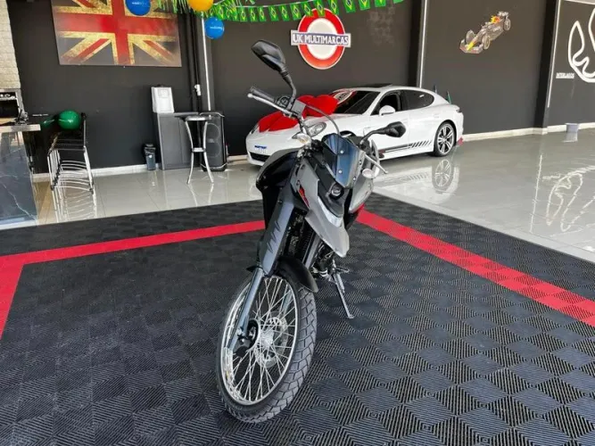 YAMAHA XTZ 250 LANDER 2025