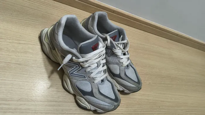 Tênis New balance 9060