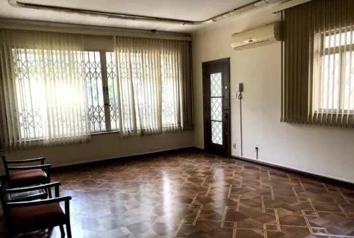 Prédio comercial em Água Fria - São Paulo
