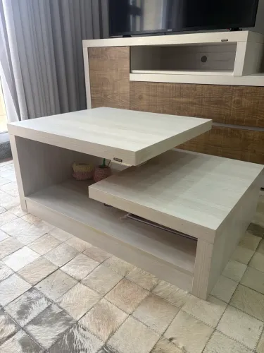 Mesa de centro e Rack com gavetas