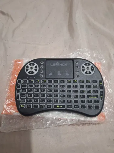 Mini controle pra TV e celular
