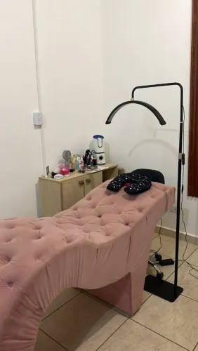 Vendo maca ergonômica para esteticista