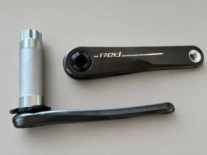 Pedivela Sram Red DUB E1 172.5 - Apenas Braço 8 furos - Nunca Usado.