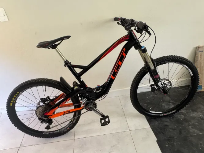 Bike GT FORCE X expert 27.5