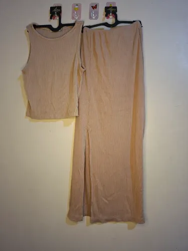 ROUPAS DE 10 A 50 REAIS