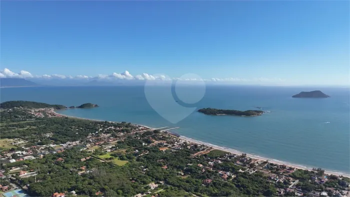 Terreno à venda em Marina - RJ