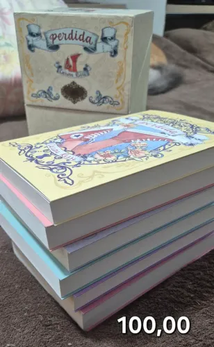 Box livros Perdida Carina Rissi