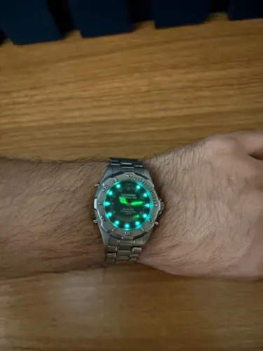 Relógio Technos Skydiver Vintage T205.57 - Mostrador Verde (Colecionável)