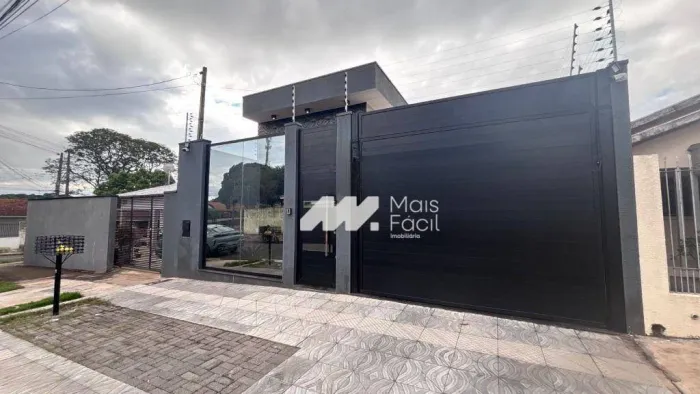 Casa com 3 dormitórios para alugar, 120 m² por R$ 5.000,00/mês - Vila Morangueira - Maring