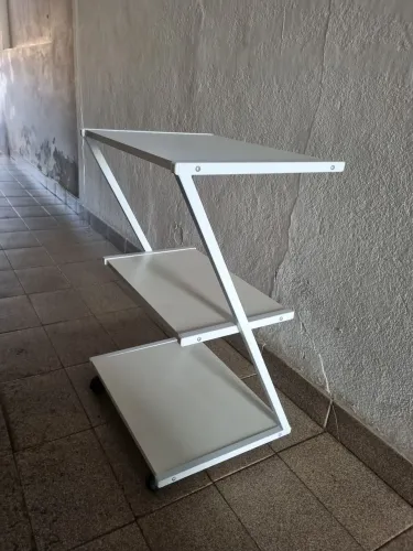 Mesa auxiliar consultório