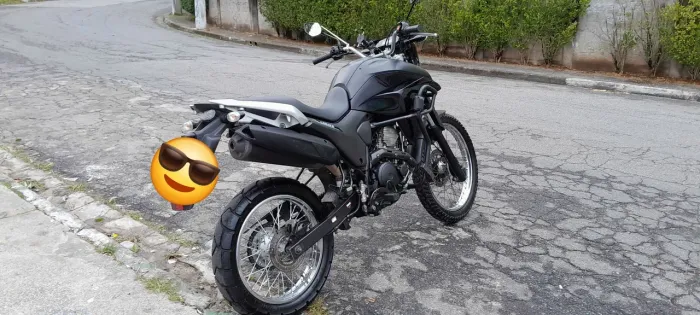 Vendo Yamaha lander 250