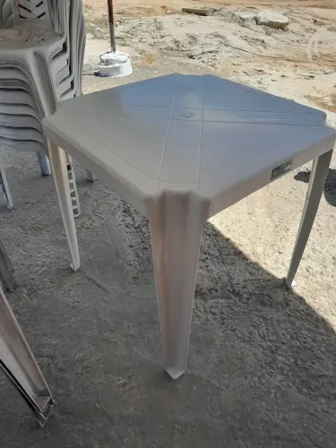 Vendo messa nova de plastico 60.00 pra vender logo contato * pra retirada