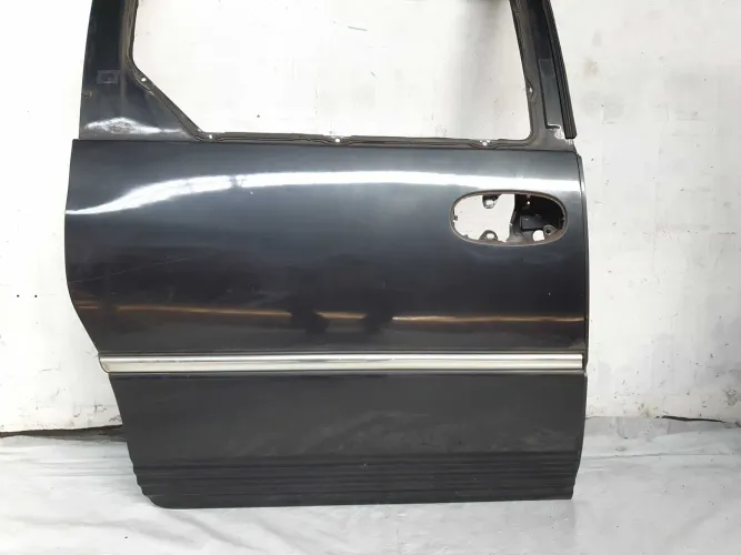 Porta Traseira Direita Chrysler Grand Caravan 96 97 98 99 00