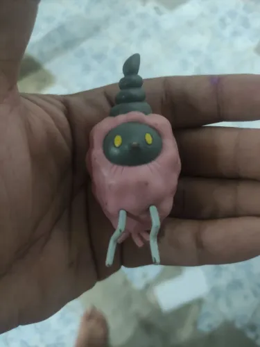 Pokémon inseto rosa