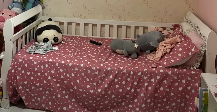 Vendo cama babá com colchão