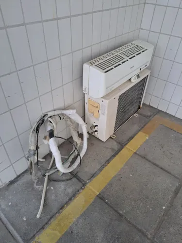 AR CONDICINADO 9 000 Btus.