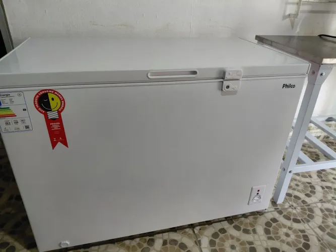 freezer horizontal philco novo,ideal para conservar seus alimentos por mais tempo.