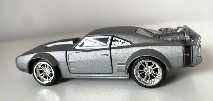 Jadatoys Miniatura Carrinho 1/32 2017 Fast & Furious - Velozes e Furiosos Ice Prata
