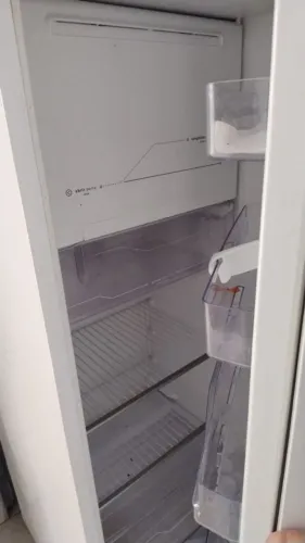 Geladeira Eletrolux - usada 