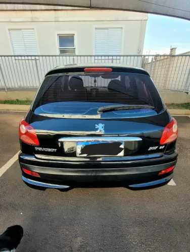 Peugeot 207 XR 1.4 Flex 8V 5P 2009