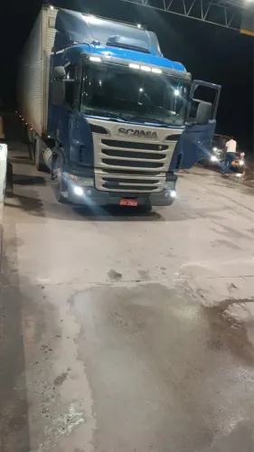 Caminhão Scania G380