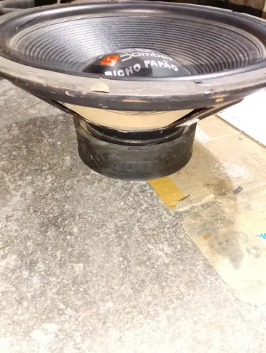 bicho papao 15'' 800w rms 4ohms sem defeito