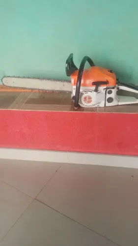 VENDO MOTO SERRA TOP MARCA STIHL