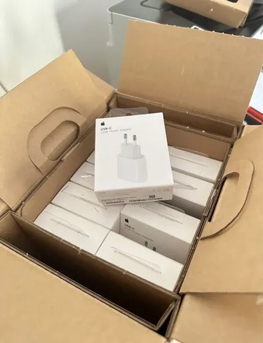 Fonte turbo original 20W, com garantia Apple R$199,00