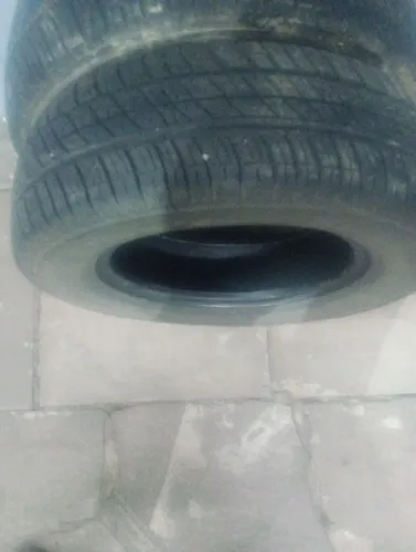 Pneu aro 175/70/13