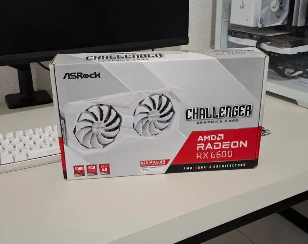 Placa de Vídeo RX 6600 8GB ASRock Challenger Branca