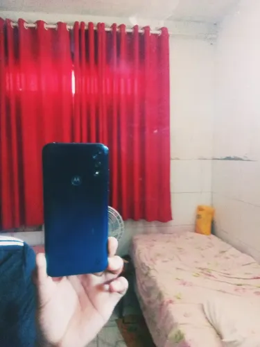 Celular Motorola e6s