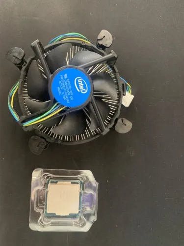 Intel Core i5-10400F 10ª Geração + Cooler Original Intel | LGA1200
