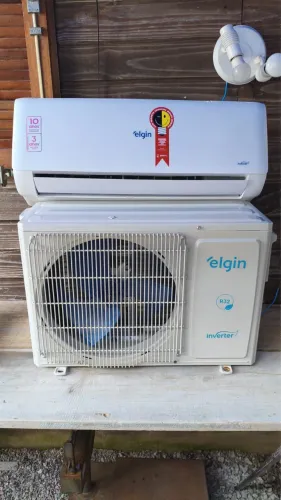Ar-condicionado Elgin Inverter 9.000 BTUs, ciclo Quente e Frio