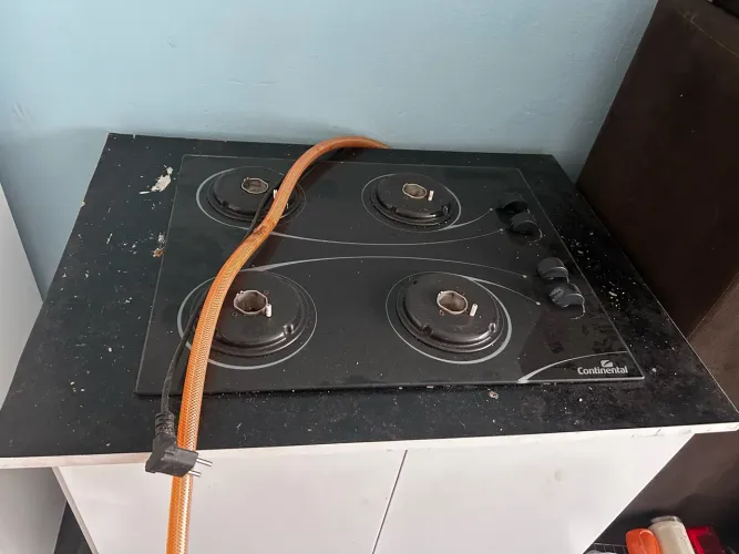 Cooktop 4 bocas - acompanha armário