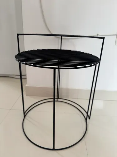 Mesa para sala ou quarto