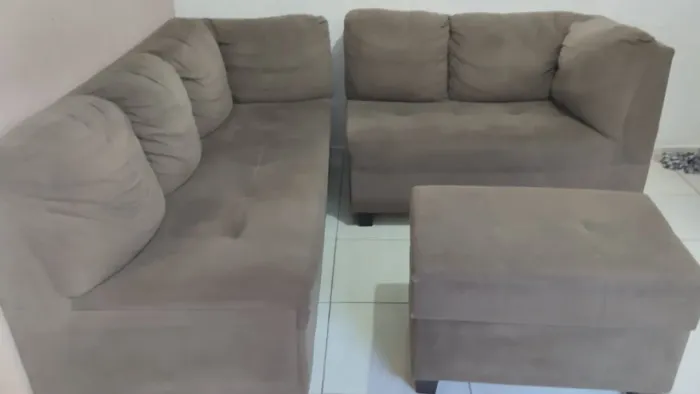 conjunto de sofá de canto usado com puff