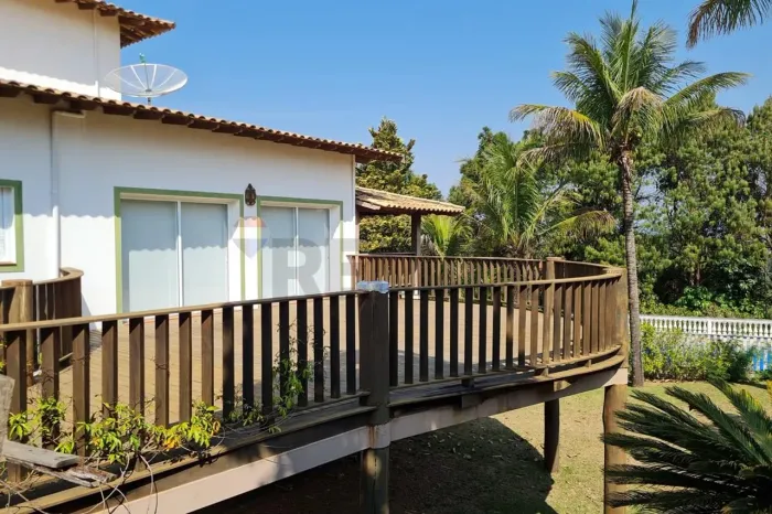Casa estilo fazenda com 5 suítes para alugar