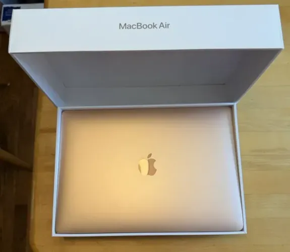 Apple Macbook Air 2020 A2179 Gold I5 8gb 512gb Muito