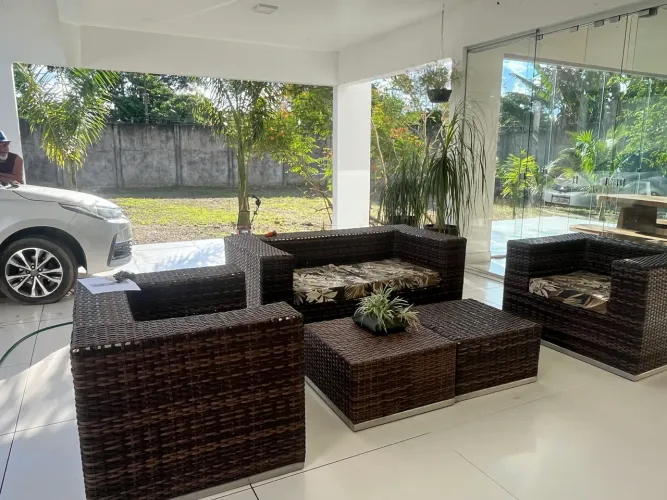 Casa Moderna em terreno de 820,50m2 de esquina.