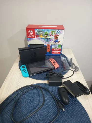 Nintendo Switch V2 32gb