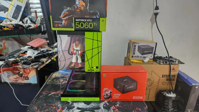 PC Gamer Ryzen 7 5700 (4.6GHz Turbo) 16GB SSD NVme 500GB RTX 5060 Ti 8GB GDDR7