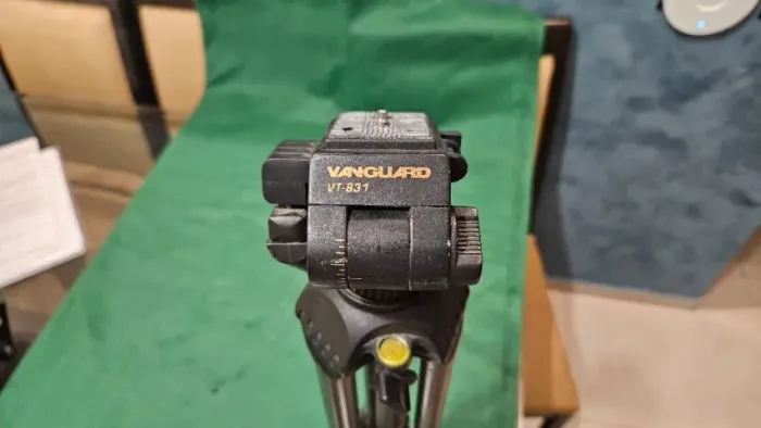 Tripé Vanguard Vt-831