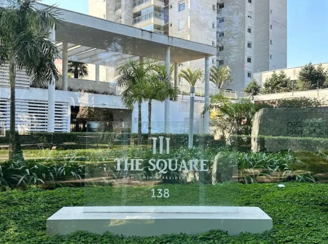 Cobertura The Square