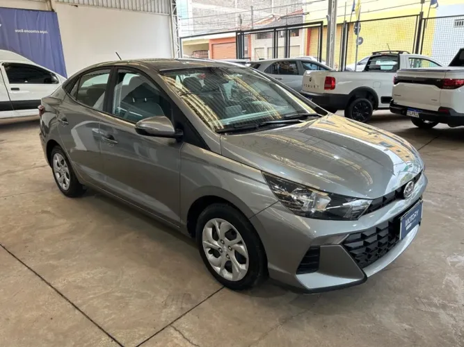 Hyundai HB20S Comfort Plus 1.0 TB Flex 12V Mec. 2025