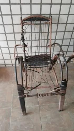 Cadeiras de ferro