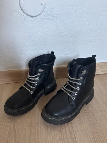 Bota molekinha