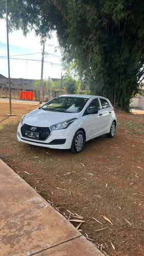 Hyundai HB20 Unique 1.0 Flex 12V Mec. 2019