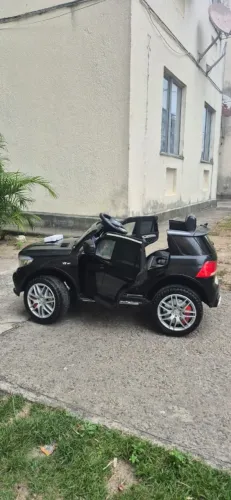 Carro elétrico infantil